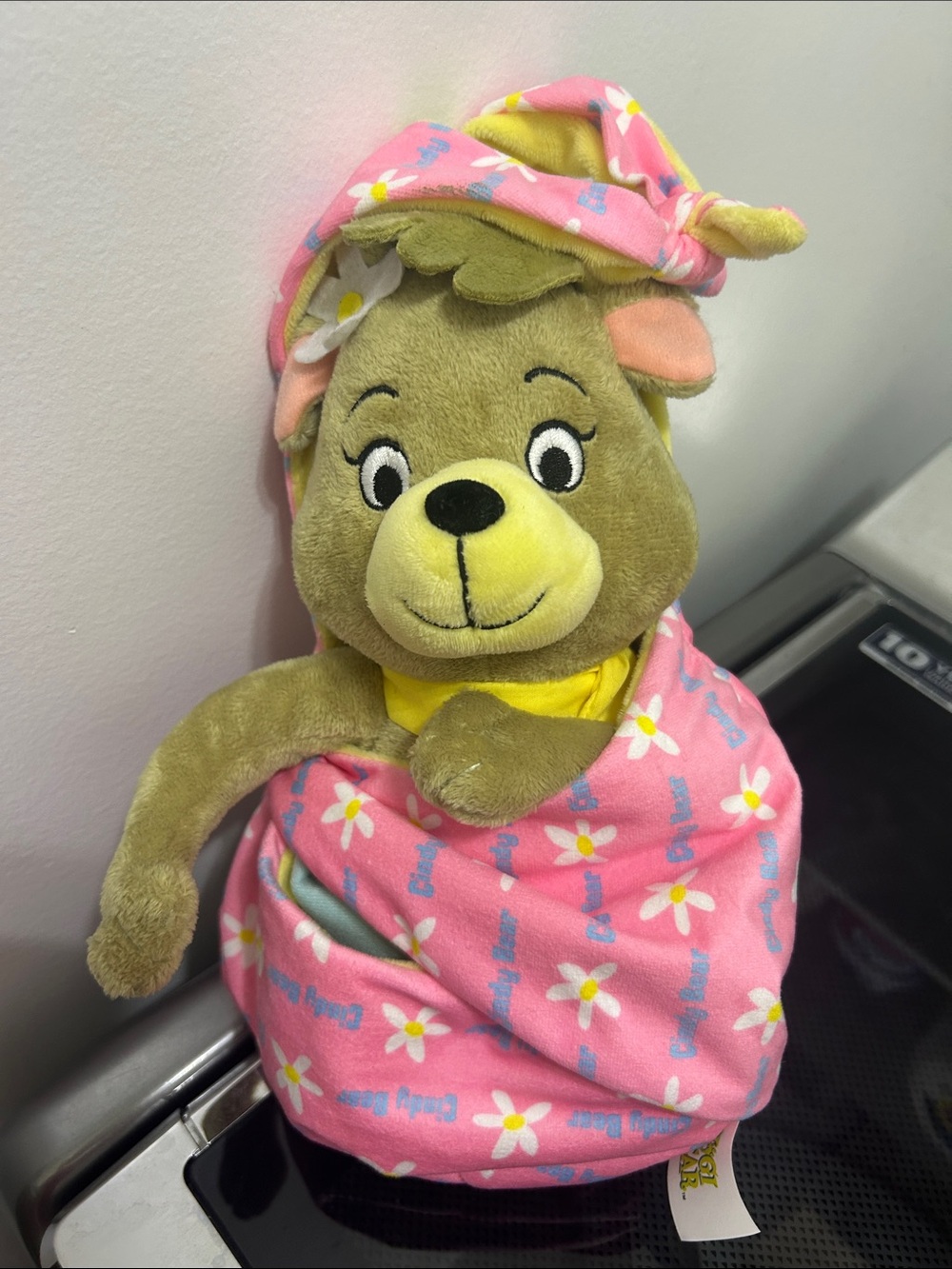 Yogi bear Cindy bear new nwt stuffed animal plushie stuffie